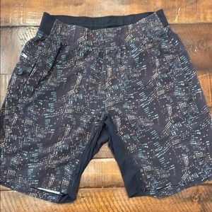 Lululemon Core T.H.E. Short Linerless Medium Black